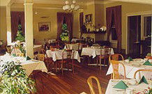 Closeburn House - - Accommodation Redcliffe 0