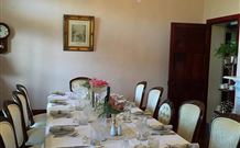 Leconfield House - Accommodation Redcliffe 7