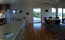 Sapphire Beach B&B - - Accommodation Redcliffe 2