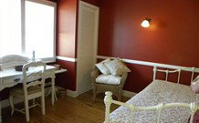 Yahgunyah Cottage - Accommodation Redcliffe 2