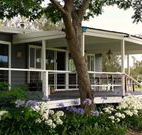 Yarralaw Springs Wines Vine Loft Bed and Breakfast - Accommodation Redcliffe