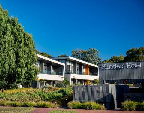 Flinders Hotel - Accommodation Redcliffe 0