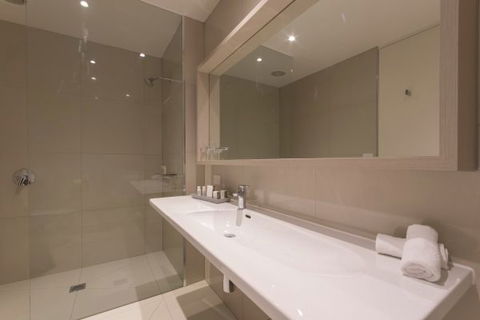 Flinders Hotel - Accommodation Redcliffe 9