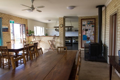 Augusta - Cape Leeuwin YHA - Accommodation Redcliffe 3