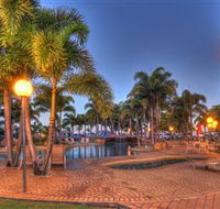 Rollingstone Beach Front Resort - Accommodation Redcliffe