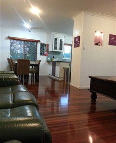 Illawong Beach QLD Accommodation Redcliffe