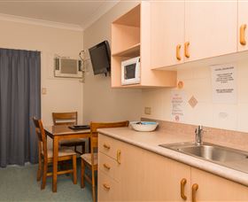 Accommodation On Denham - Accommodation Redcliffe 2