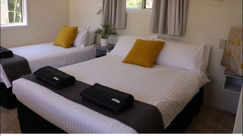 Mataranka Roadhouse And Cabins - Accommodation Redcliffe 0