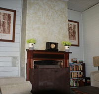 Moonan  Cottage - Accommodation Redcliffe