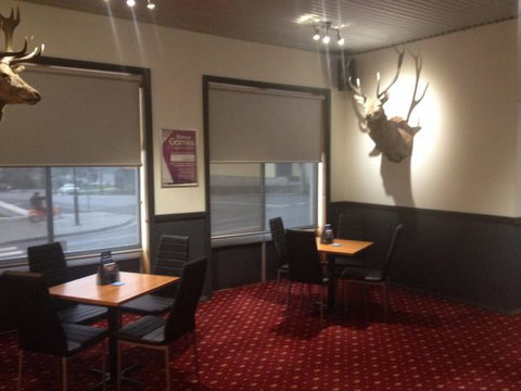 Top Pub - Accommodation Redcliffe 2