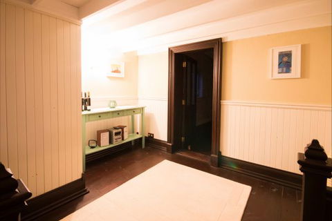 Lakeside Chapel Meningie - Accommodation Redcliffe 7