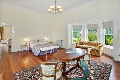 Eurambeen Historic Homestead And Gardens - Accommodation Redcliffe 2