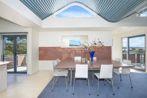 Seascape Apollo Bay - Accommodation Redcliffe 5