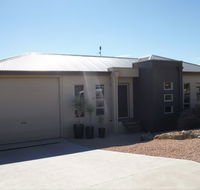 Four Seas - Accommodation Redcliffe