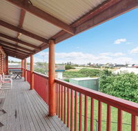 Sam's - Accommodation Redcliffe