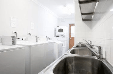The Emperors Crown - Accommodation Redcliffe 1