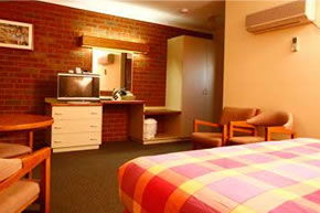 Best Western Burke And Wills Motor Inn - Accommodation Redcliffe 3
