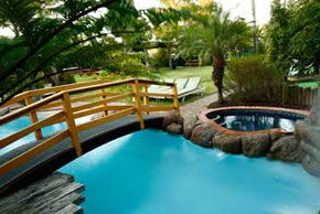 Swan Hill Resort - Accommodation Redcliffe 2