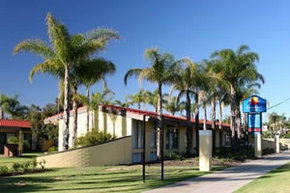 Comfort Inn Deakin Palms - Accommodation Redcliffe 4