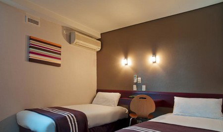 Y Hotel City South - Accommodation Redcliffe 3