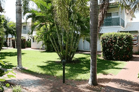 Cable Beachside Villas - Accommodation Redcliffe
