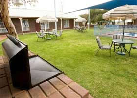 Carn Court Holiday Apartments - Accommodation Redcliffe 3