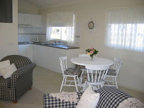 Burrabliss - Accommodation Redcliffe 1