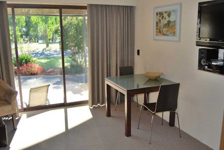 Murray View Motel - Accommodation Redcliffe 0