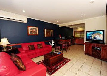 Portside Executive Apartments - Accommodation Redcliffe 4