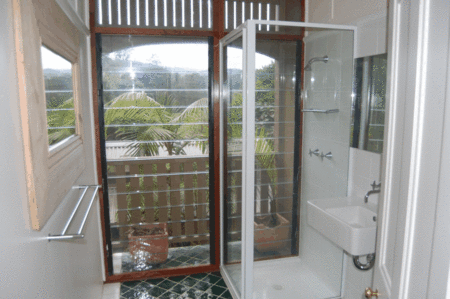 The Old Convent Guesthouse - Accommodation Redcliffe 5