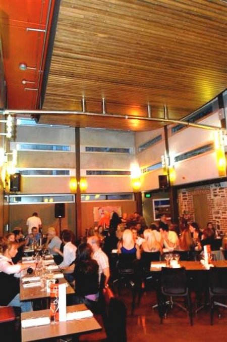 Austral Hotel - Accommodation Redcliffe 1