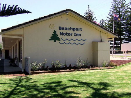 Beachport Motor Inn - Accommodation Redcliffe 0