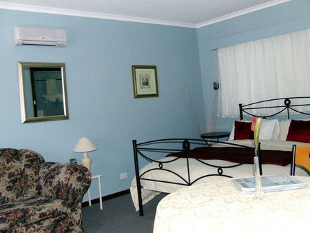 Beachport Motor Inn - Accommodation Redcliffe 2