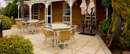 John Pirie Motor Inn - Accommodation Redcliffe 3