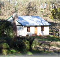 The Woodmans Cottage - Accommodation Redcliffe