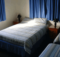 Waratah Hotel - Accommodation Redcliffe