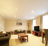 Lake Inn Ballarat - Accommodation Redcliffe