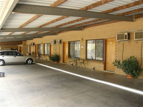 Orana Motor Inn - Accommodation Redcliffe 1