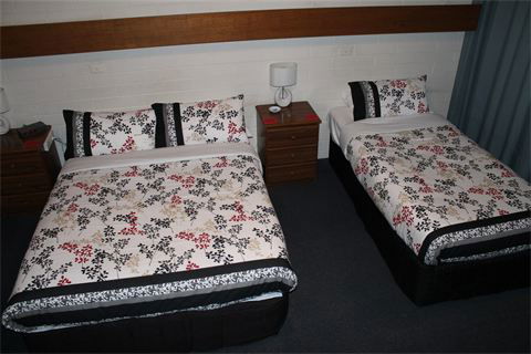 Orana Motor Inn - Accommodation Redcliffe 2