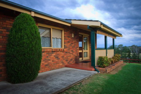 Camden Hillview - Accommodation Redcliffe 0