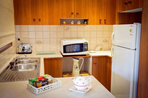 Camden Hillview - Accommodation Redcliffe 1