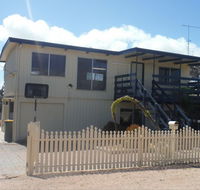 Costa To Coast - Accommodation Redcliffe