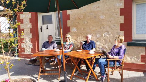 Angas Plains Wines Suites - Accommodation Redcliffe 5