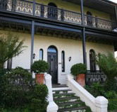 Colhurst House - Accommodation Redcliffe