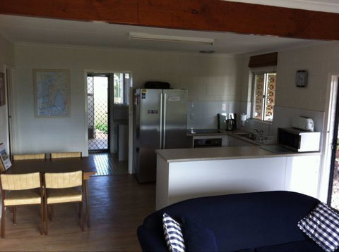 Umall - Accommodation Redcliffe 3