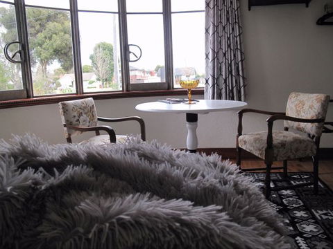 B&B Wodonga - Art Deco Accommodation - Accommodation Redcliffe 1