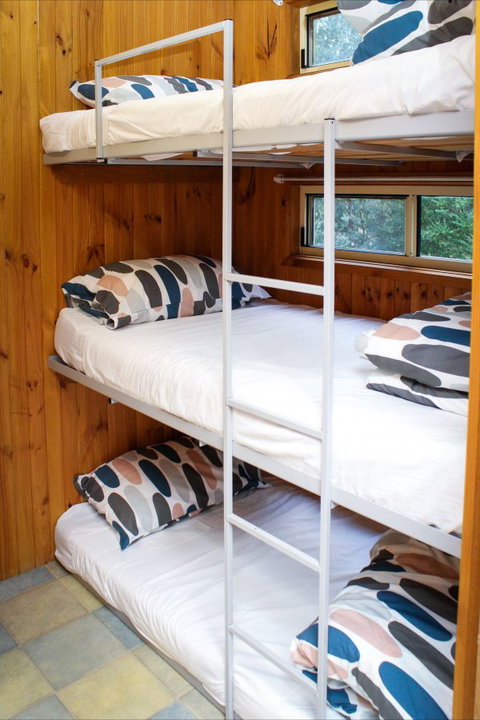 Beechworth Cabins - Accommodation Redcliffe 2
