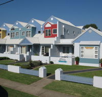 Bluedock Apartments - Accommodation Redcliffe