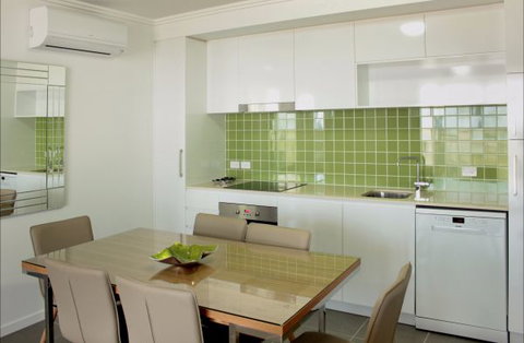 Direct Hotels Pacific Sands - Accommodation Redcliffe 3