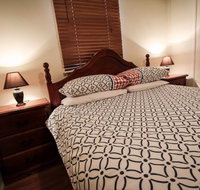 Heather's Mica Cottage - Accommodation Redcliffe
